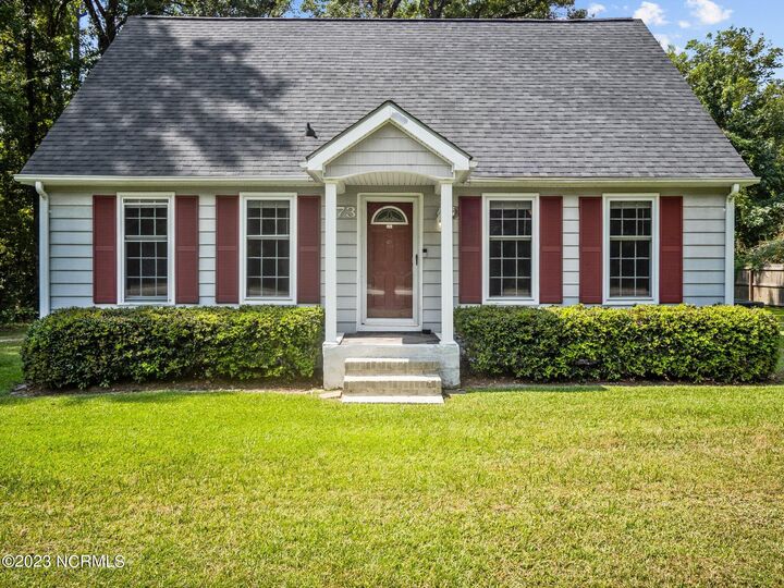 573 Belgrade Swansboro Road  Hubert NC 28539 photo