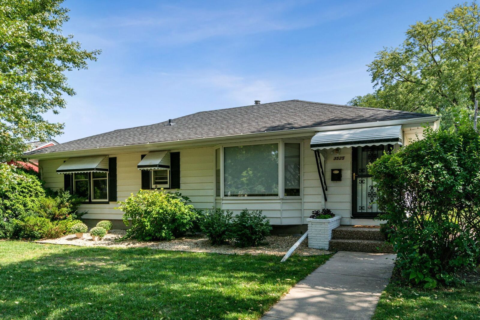 Property Photo:  3525 Tyler Street NE  MN 55418 