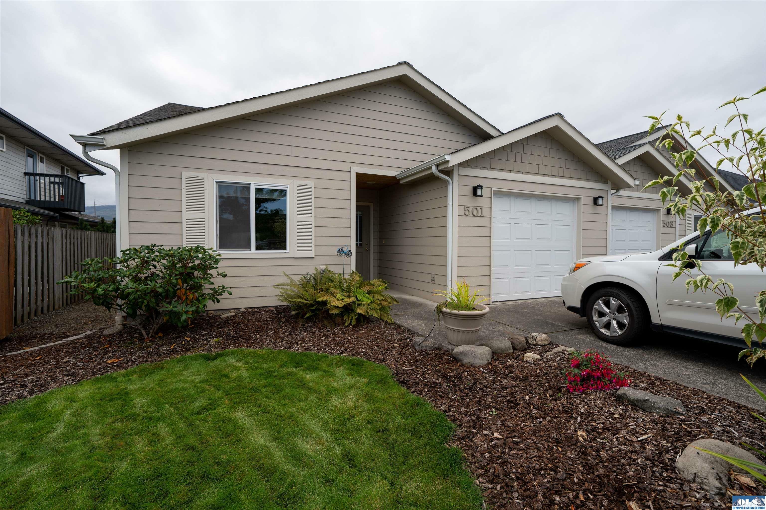 Property Photo: 501 W Fir Street WA 98382