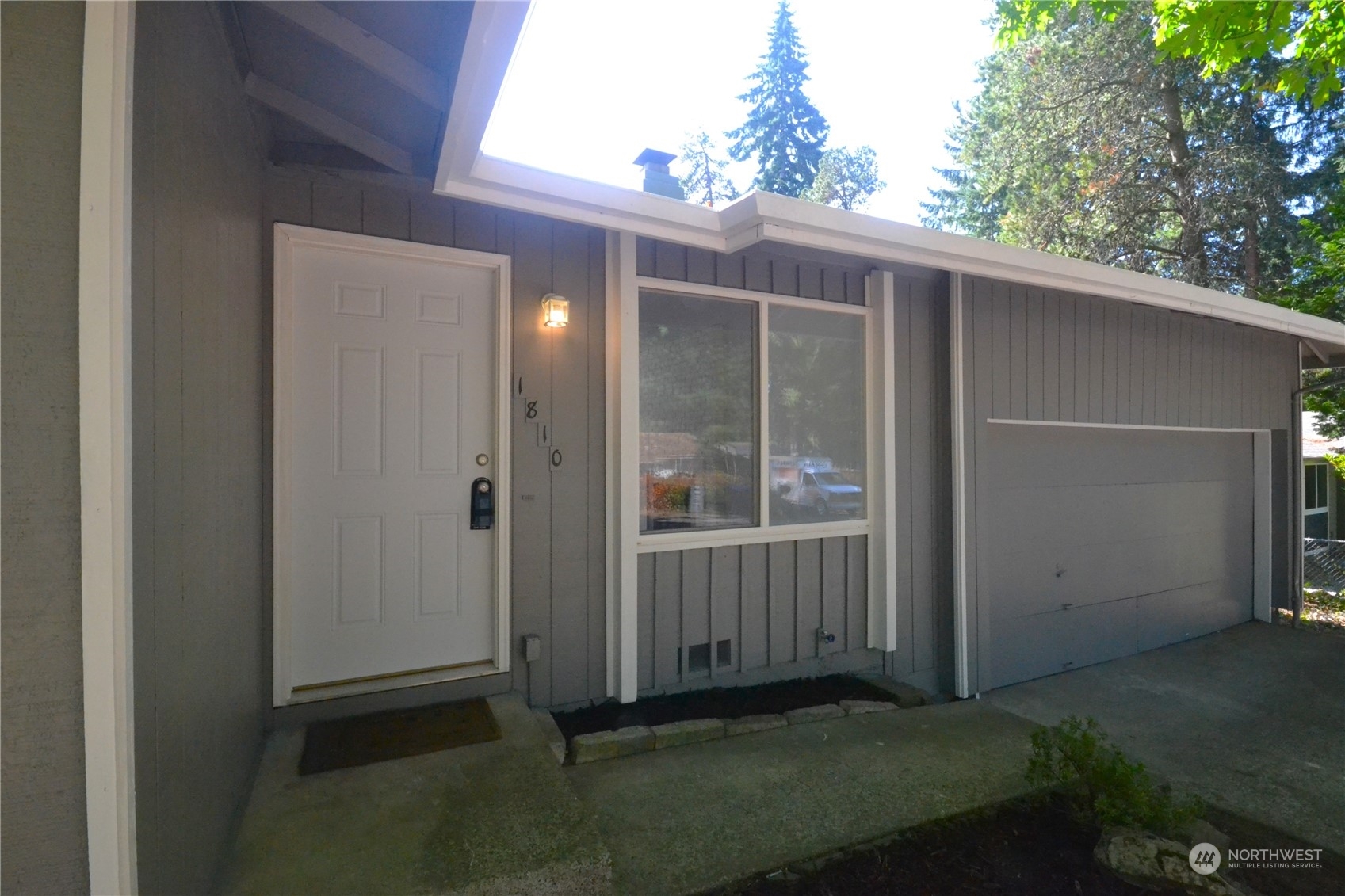 Property Photo:  1810 SE Vale Road  WA 98366 