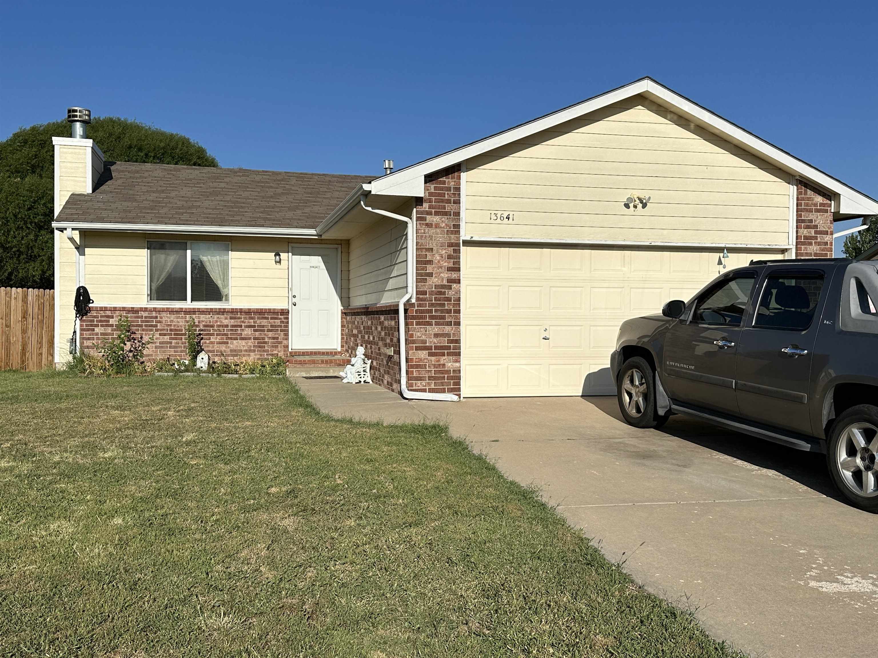 Property Photo:  13641 W Ponderosa Ct  KS 67235 