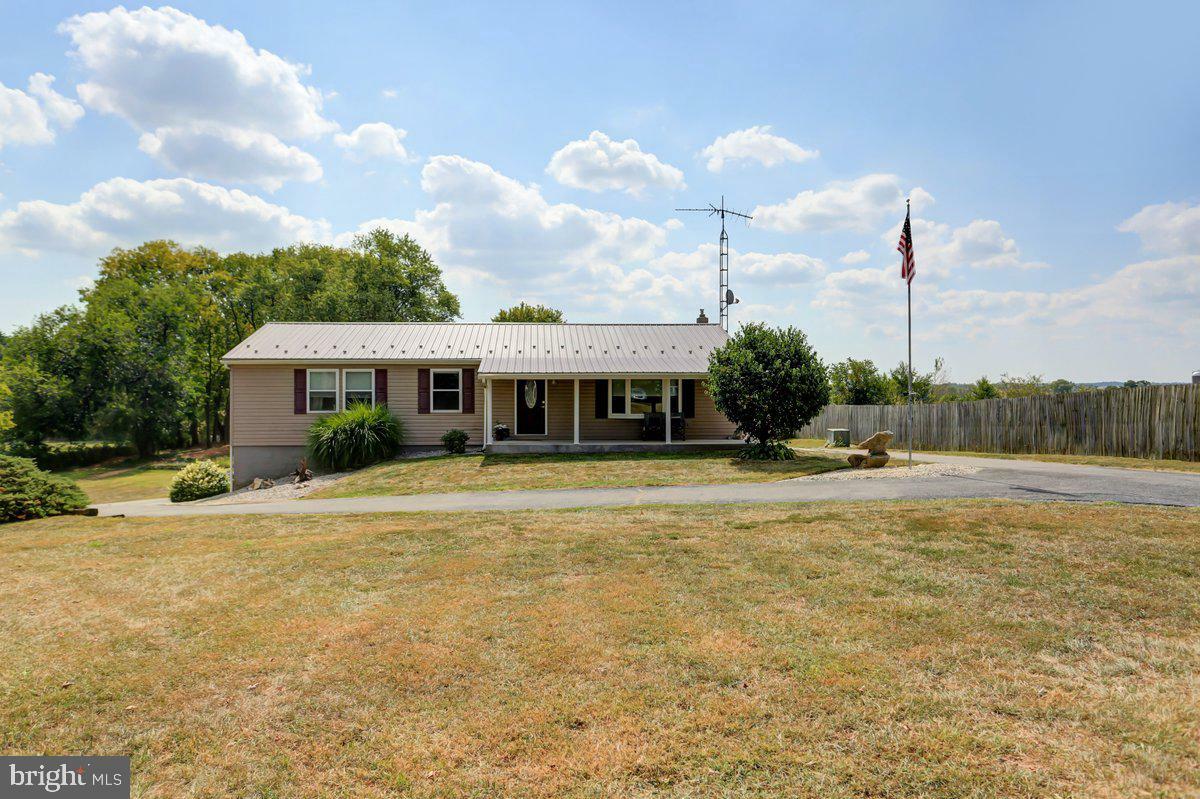 Property Photo:  9724 Harrytown Road  PA 17236 