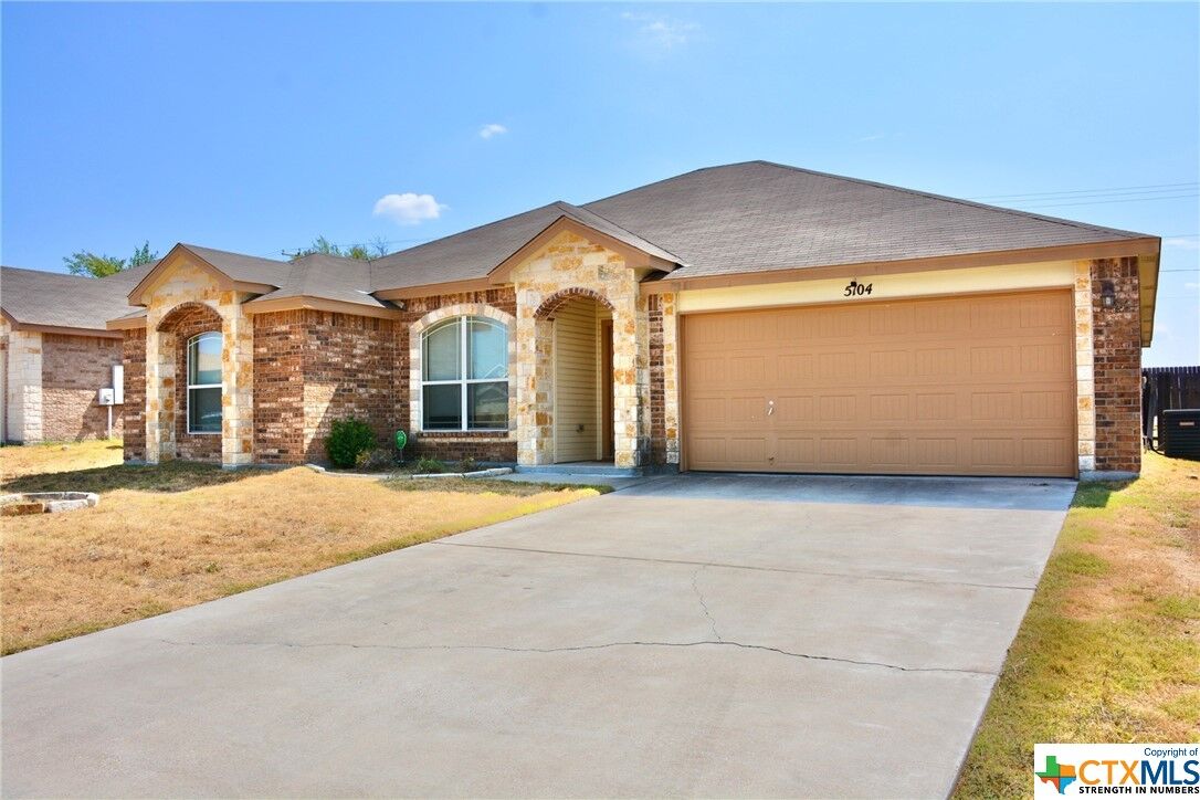 Property Photo:  5104 Screaming Eagle Circle  TX 76549 