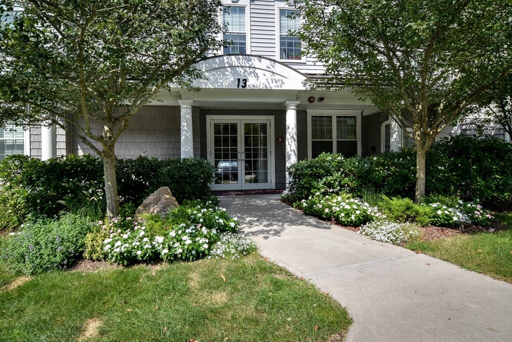 Property Photo: 13 Morgan Drive 109 MA 01760