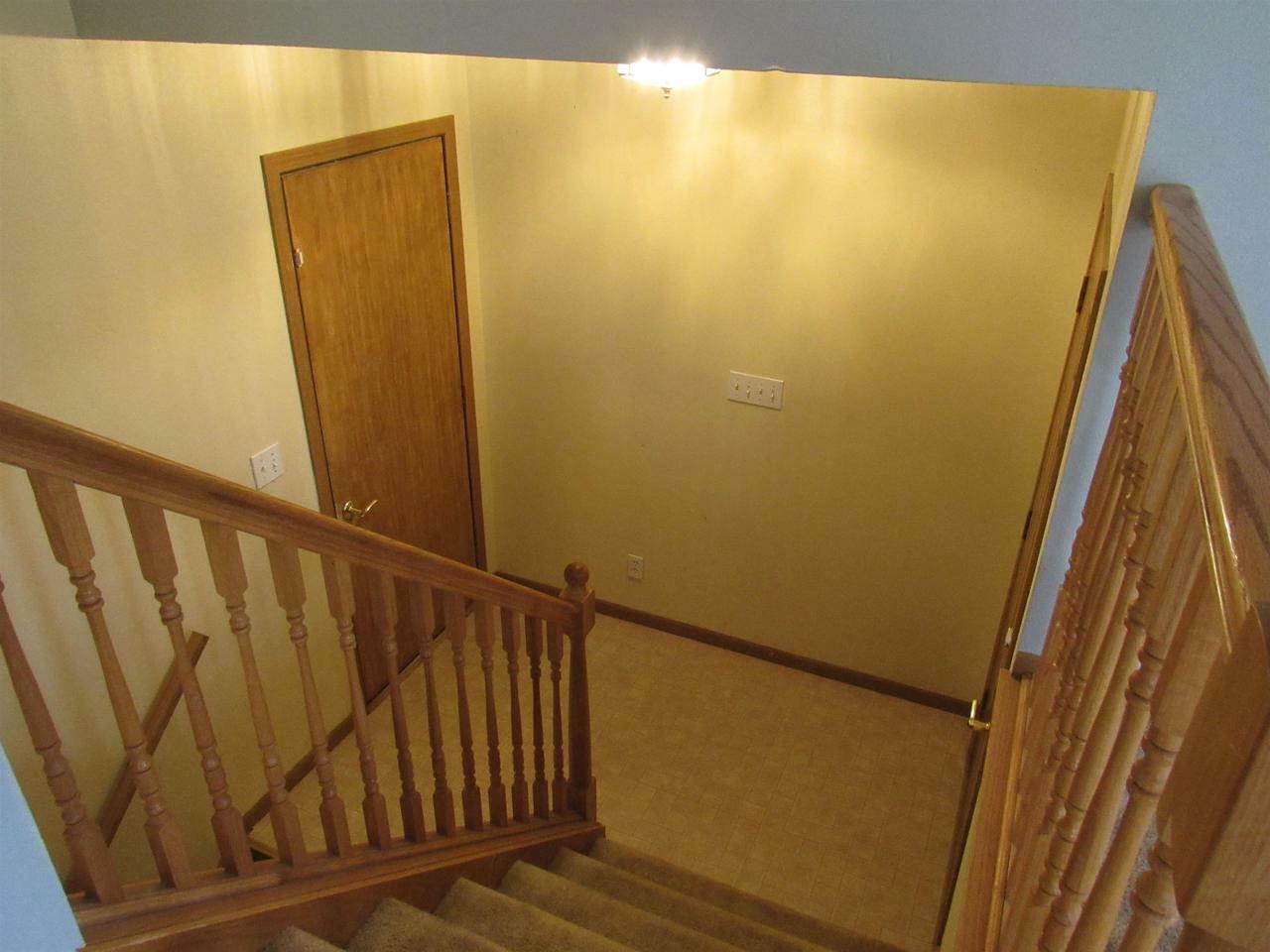 Property Photo:  325 West Rice Drive  WI 53511 