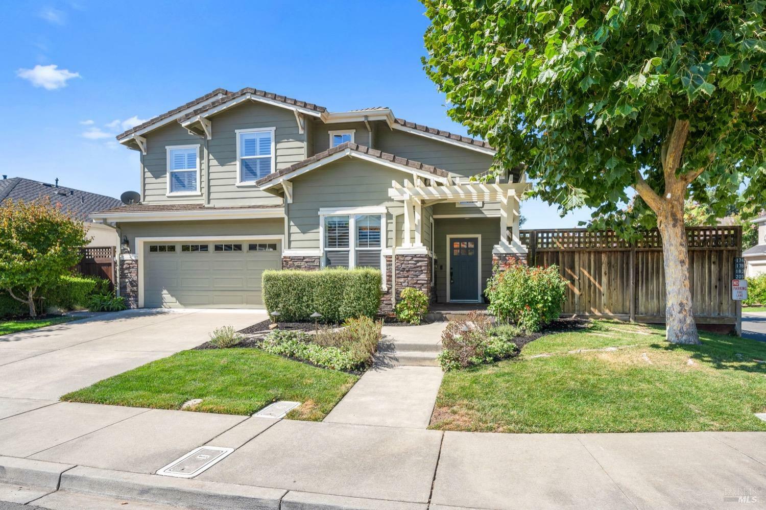 Property Photo:  201 Old Vine Way  CA 94558 