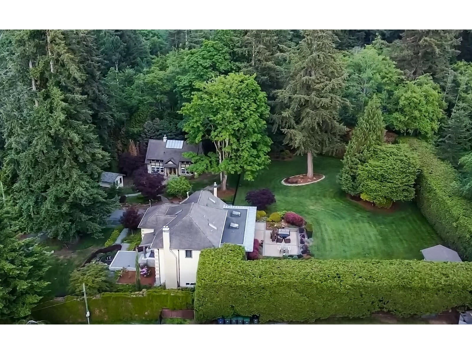 Property Photo: 17174 27A Avenue BC V4P2V4