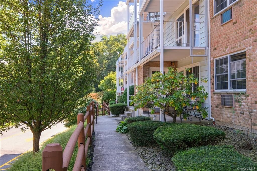 Property Photo:  1840 Crompond Road 9A4  NY 10566 