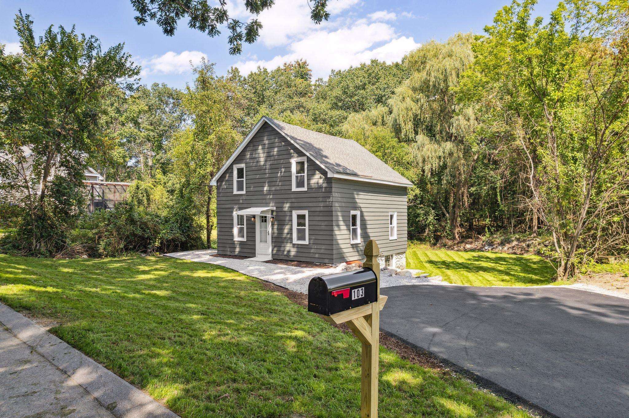 Property Photo: 103 Hartt Avenue NH 03109