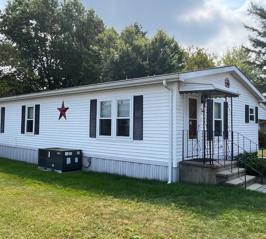 Property Photo:  2 Robin Hood Lane  MA 02703 