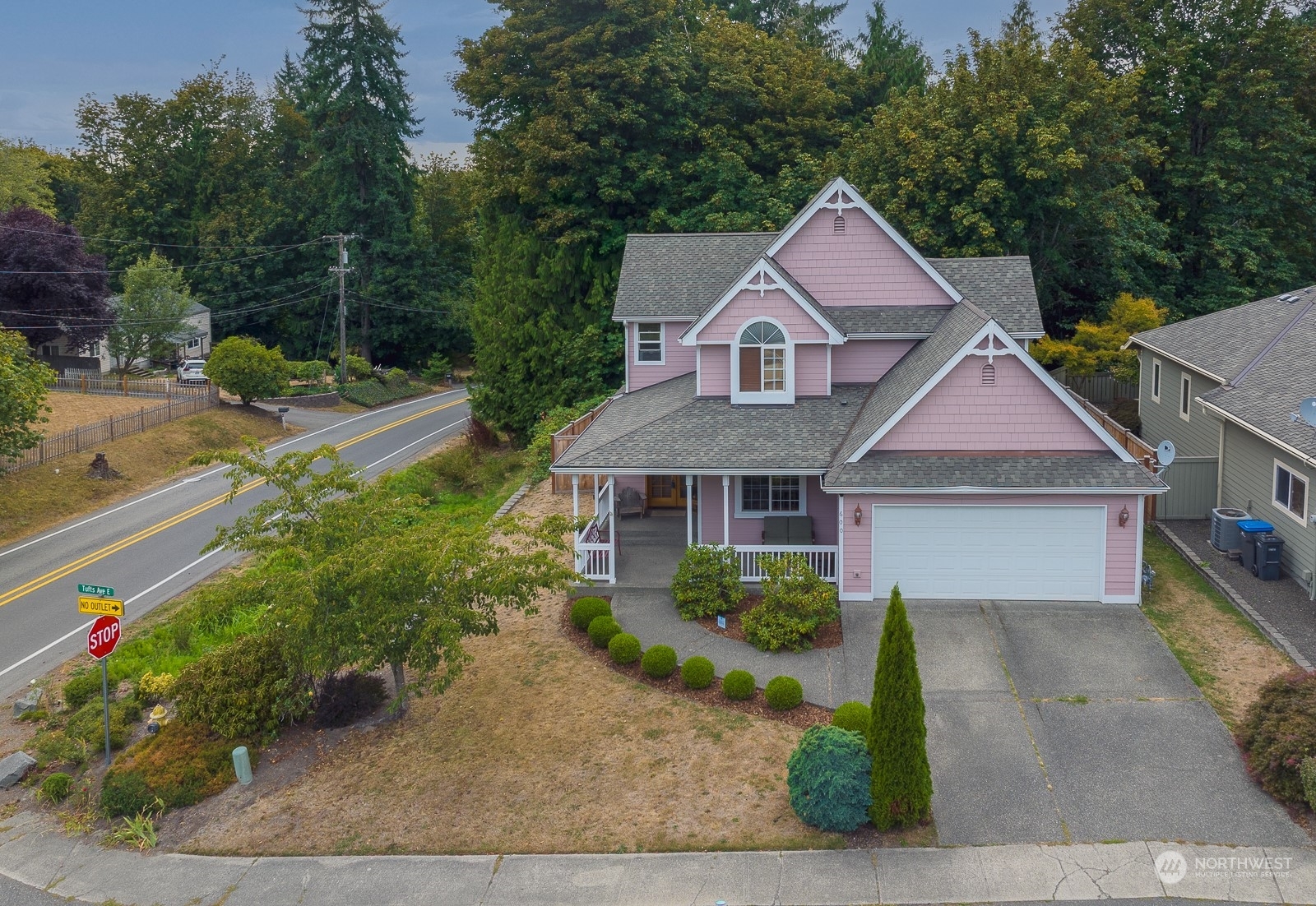 Property Photo:  600 Tufts Avenue E  WA 98366 