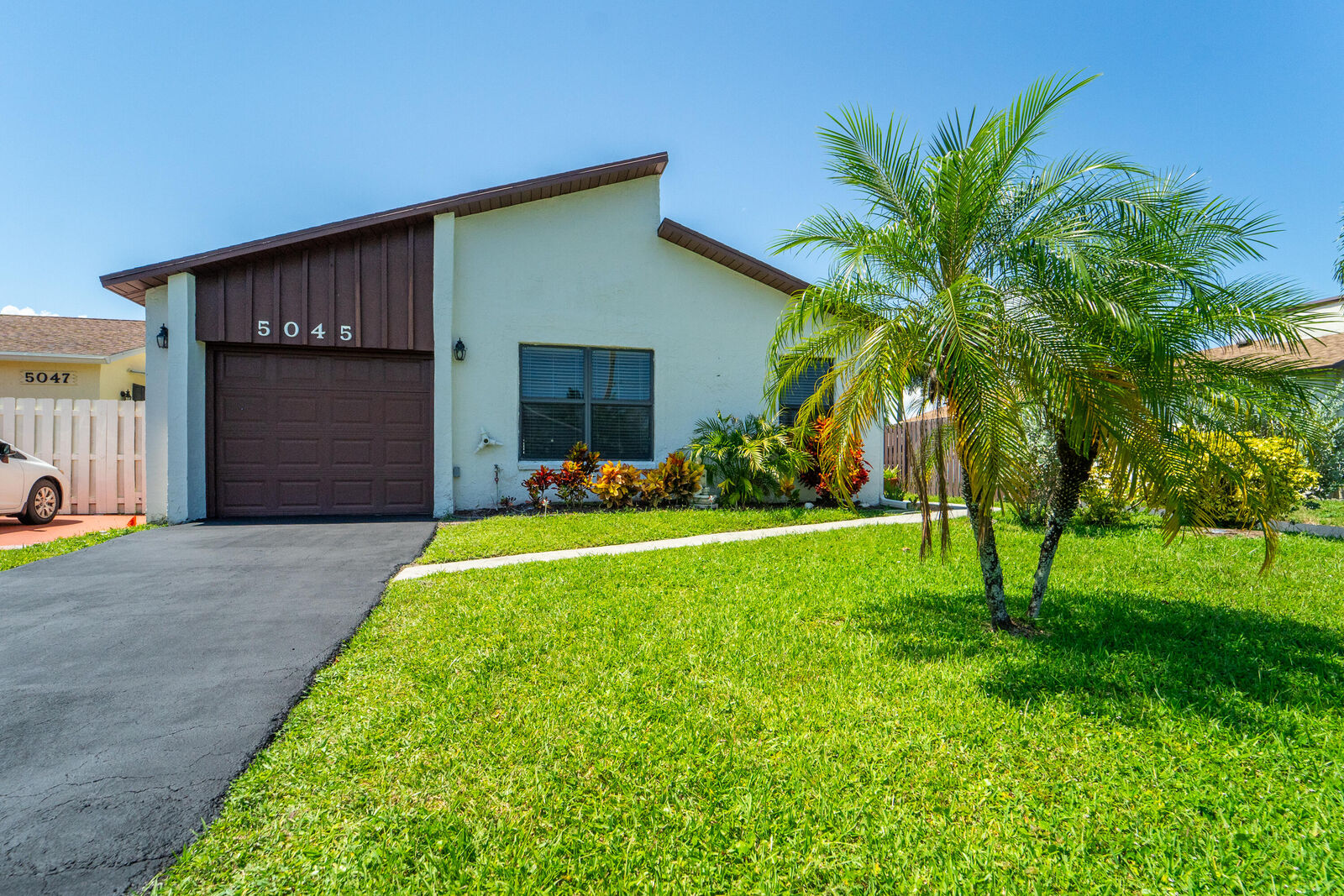 Property Photo: 5045 Minto Road FL 33472