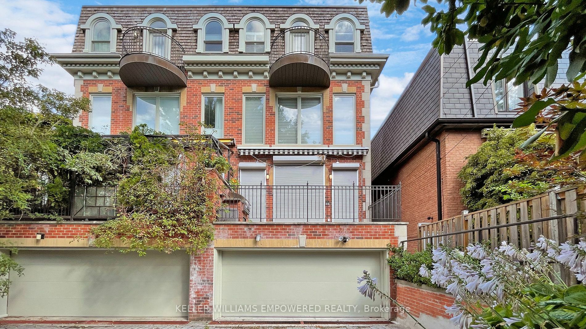 Property Photo: 35 Boswell Ave ON M5R1M5