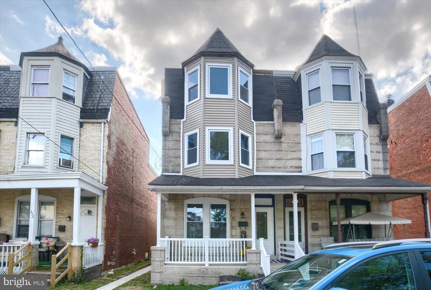 Property Photo:  330 Oak Street  PA 19464 