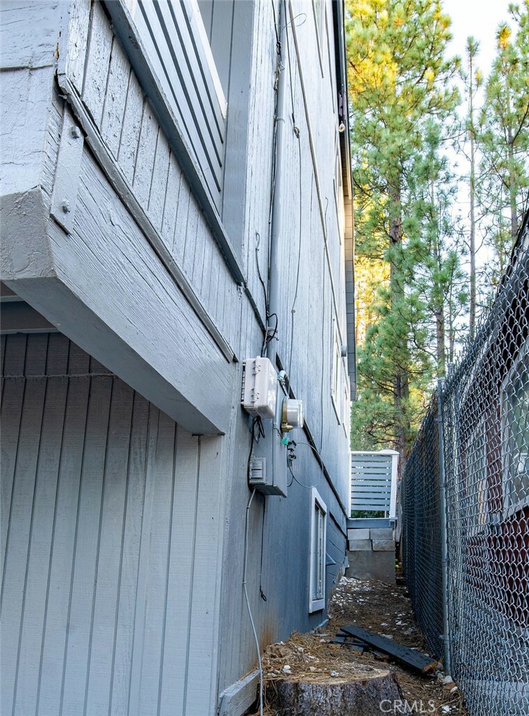 Property Photo: 504 W Rainbow Boulevard CA 92314