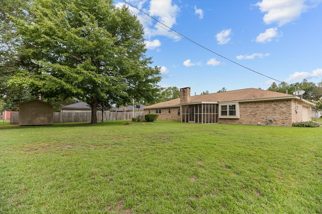 Property Photo:  601 Englewood Dr.  TX 75901 