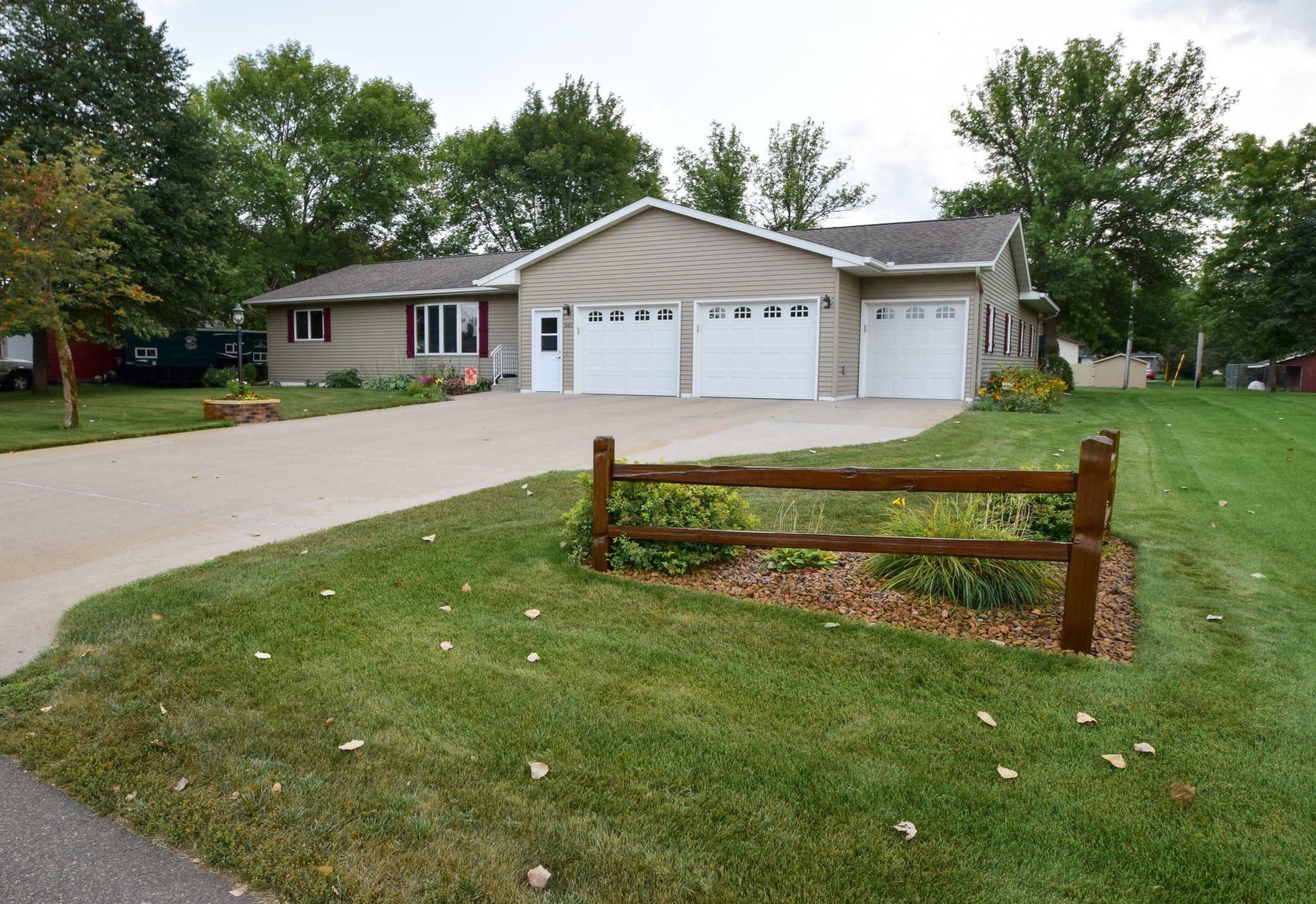 Property Photo:  561 4th Street NW  MN 56368 