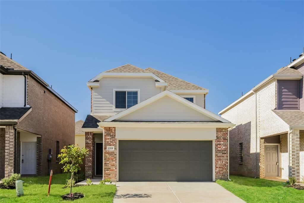 Property Photo: 1318 Jonah Lane TX 75119