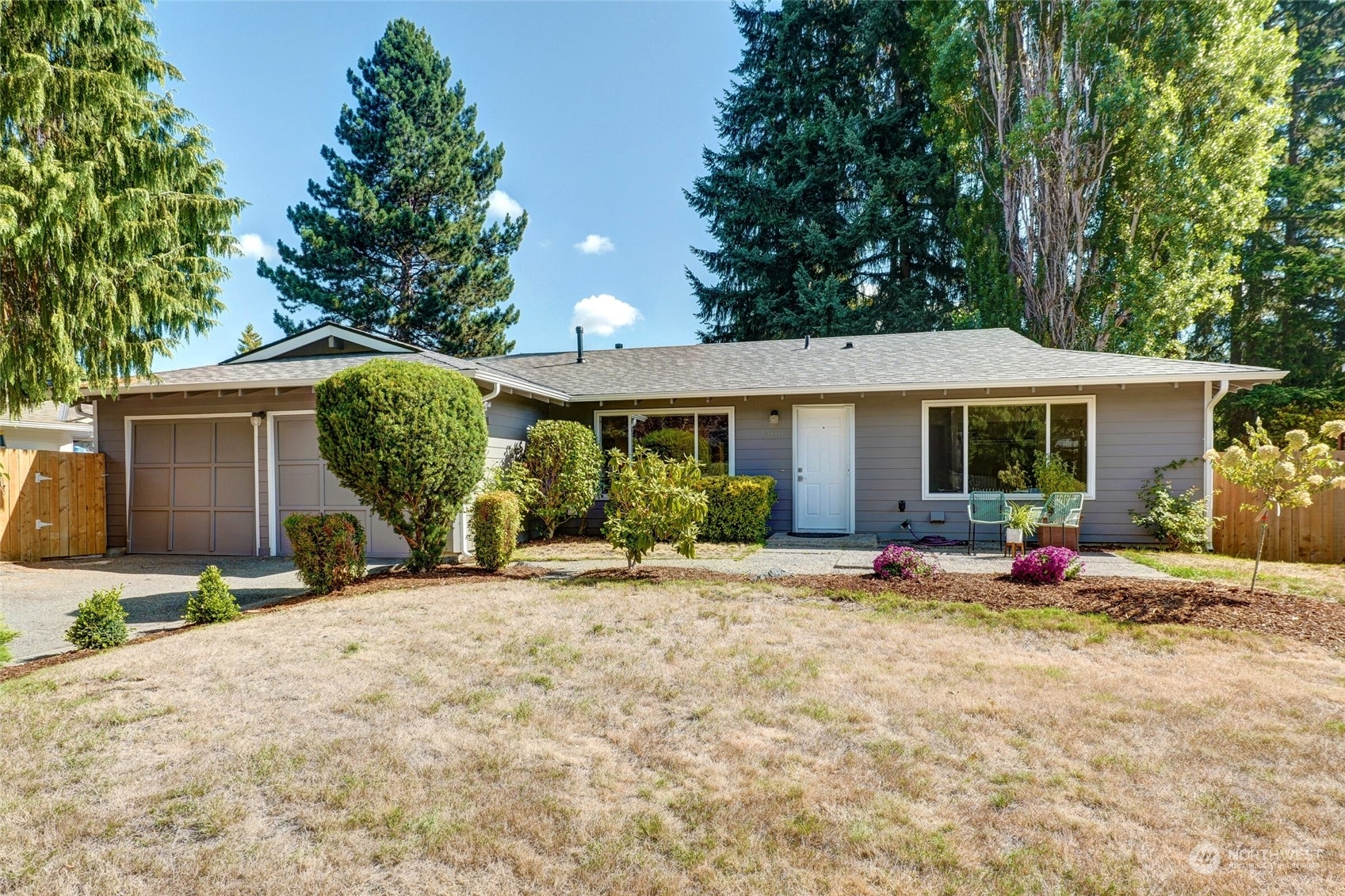 Property Photo:  15116 110th Avenue NE  WA 98011 