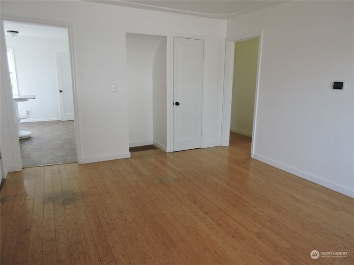 Property Photo:  227 Columbia Rd  WA 98823 