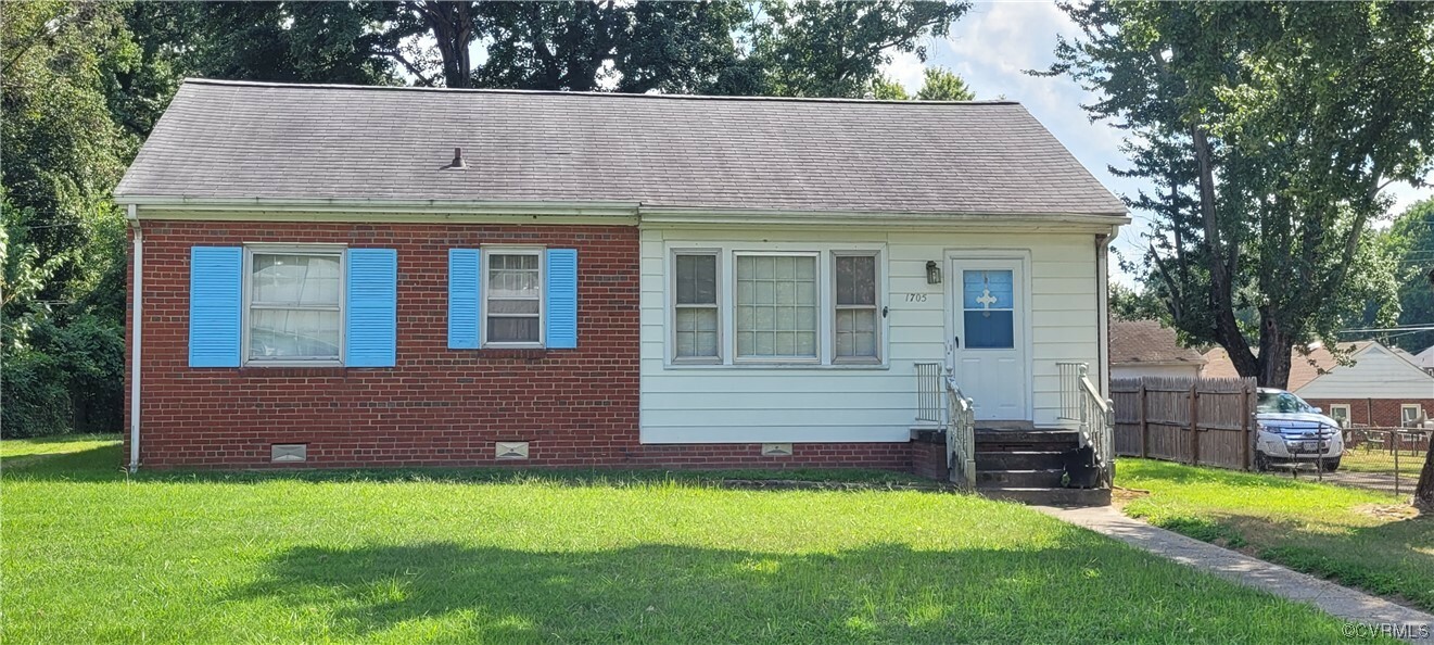 Property Photo:  1705 Lyndover Road  VA 23222 