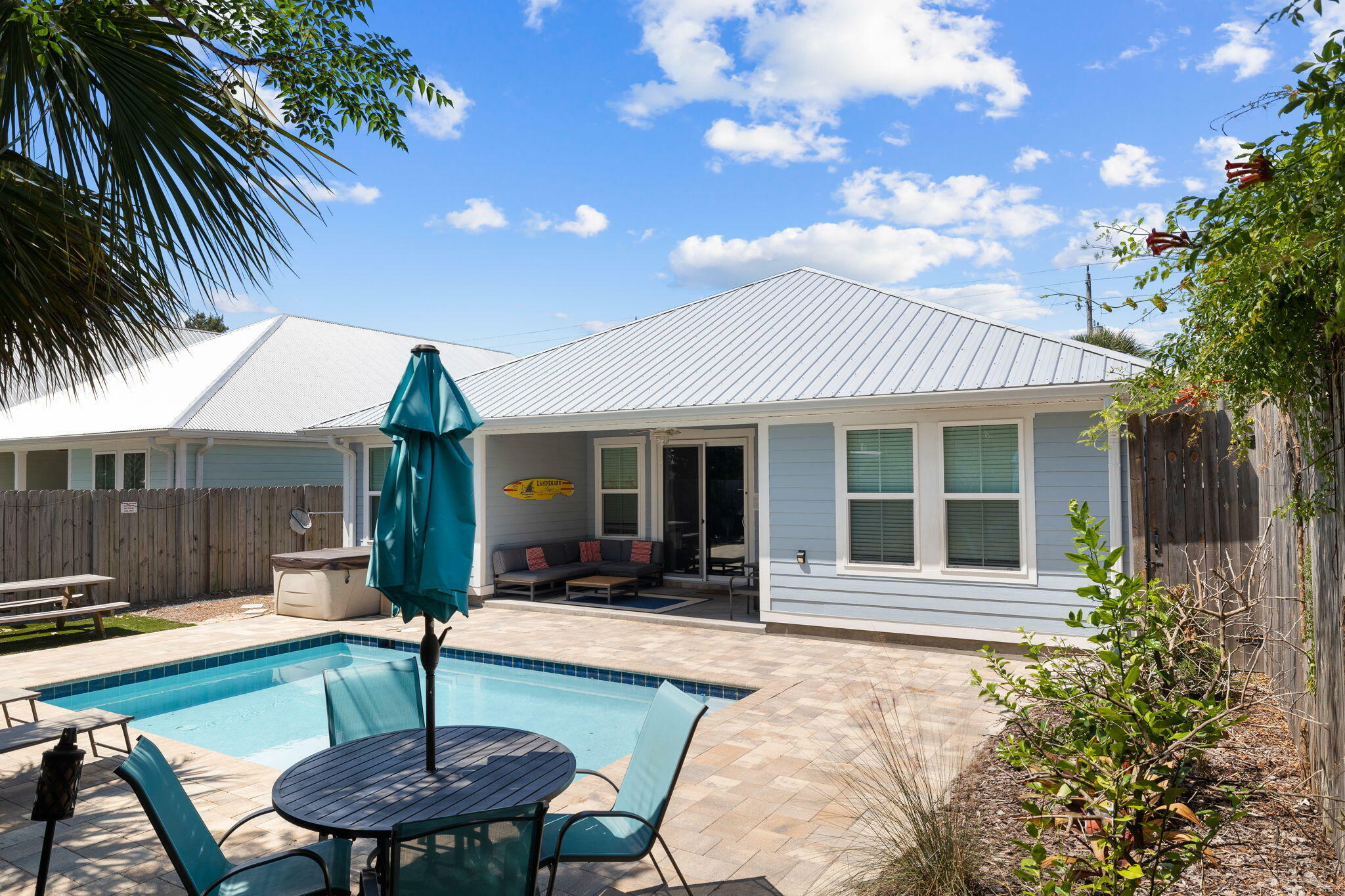 Property Photo: 228 16th Street FL 32413