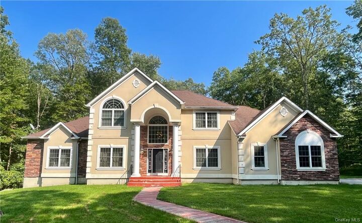 39 Jacob Rumph Court  Montgomery NY 12549 photo