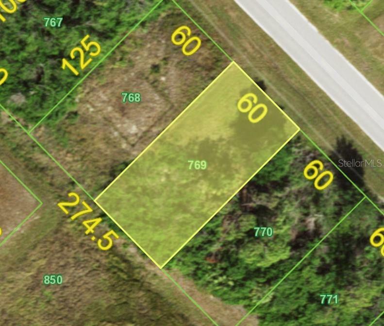Property Photo: 322 Sunset Road FL 33947
