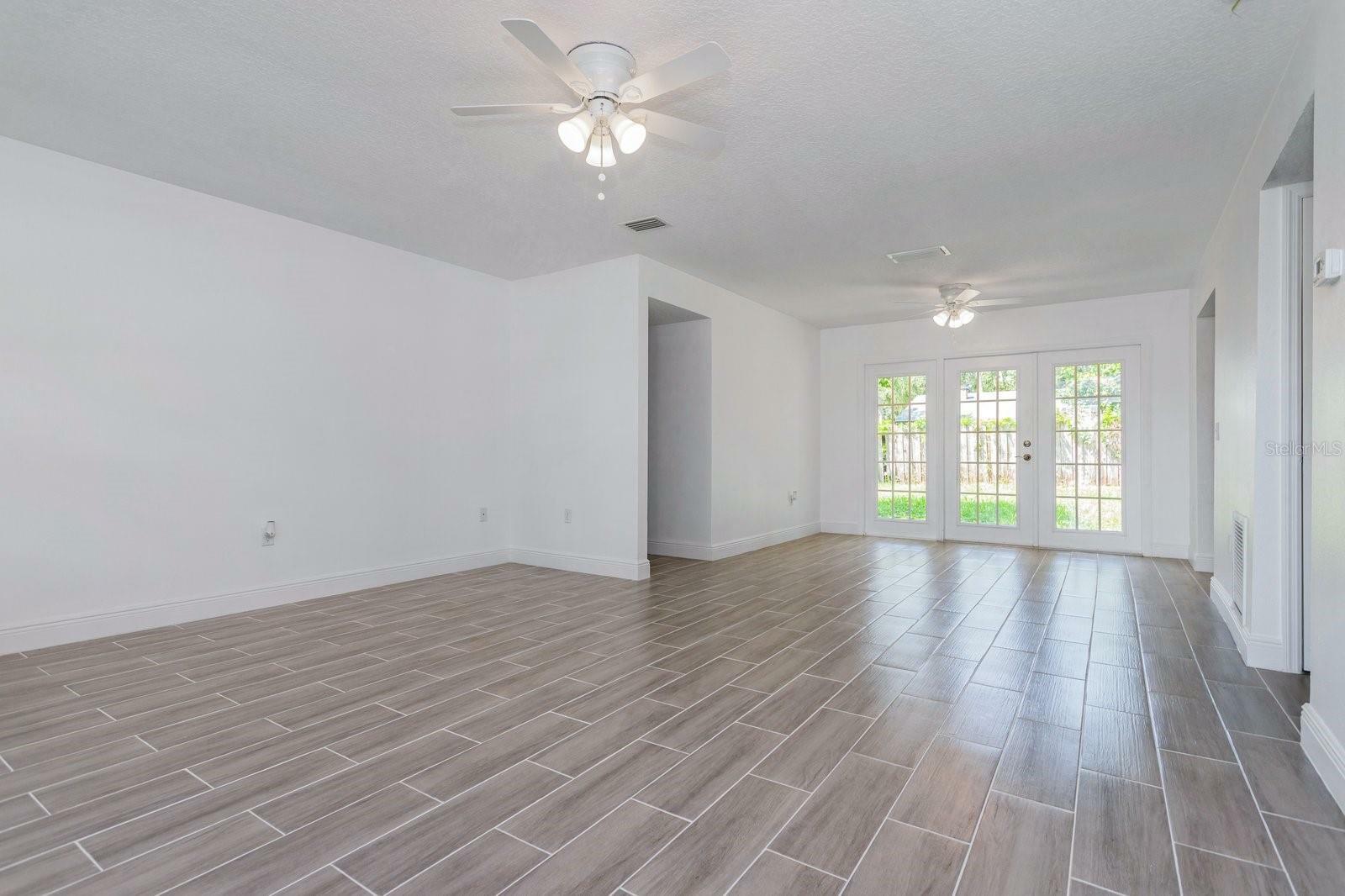 Property Photo:  4306 Fetrow Drive  FL 32812 