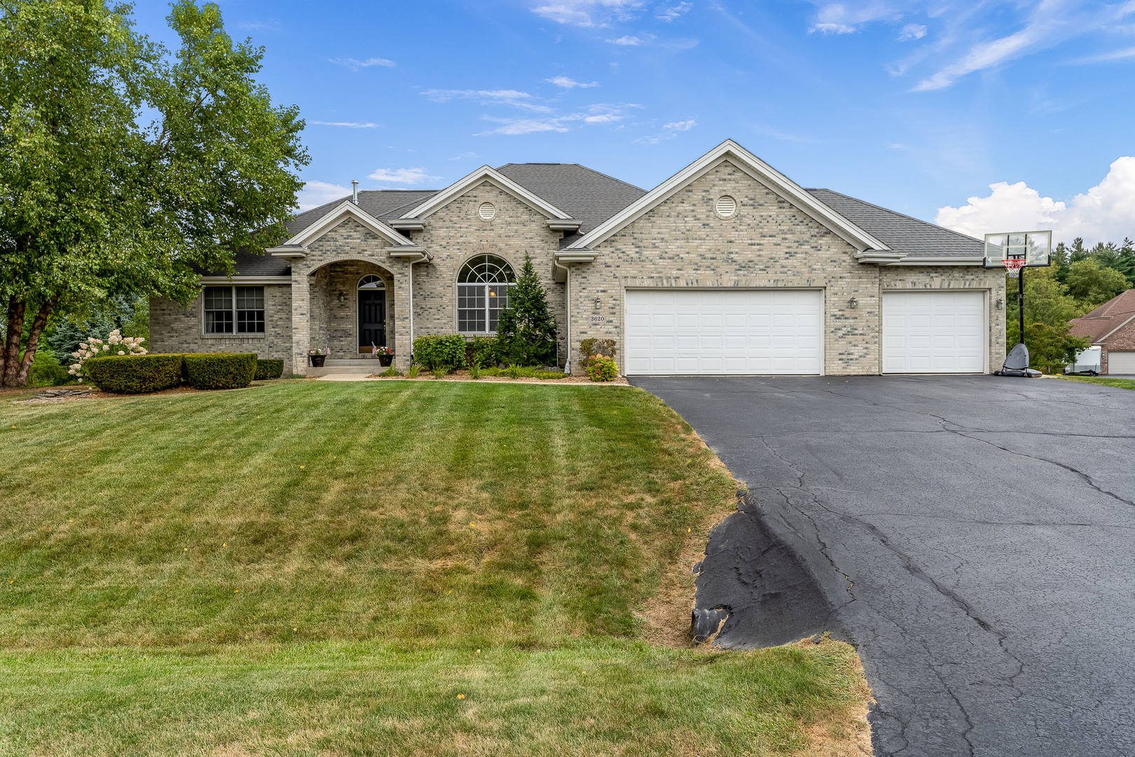 Property Photo:  3620 Cobblestone Lane  IL 61008 