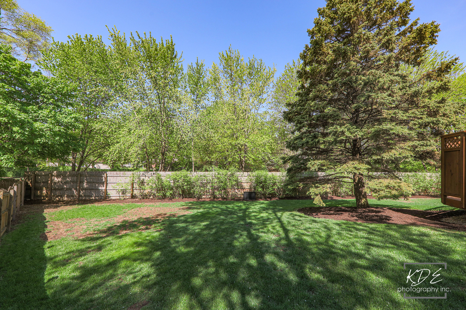 Property Photo: 400 Braemar Avenue IL 60563