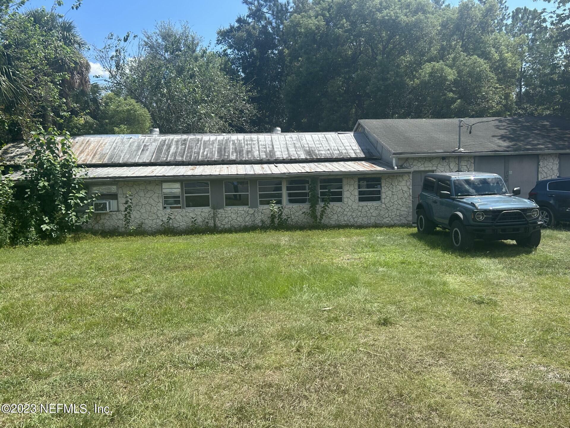 Property Photo:  100 Slaughter Rd  FL 32177 