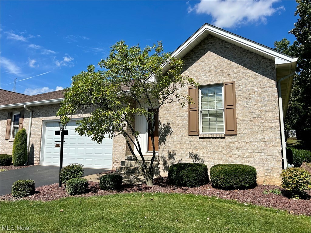 Property Photo: 185-B Mathews Road OH 44512