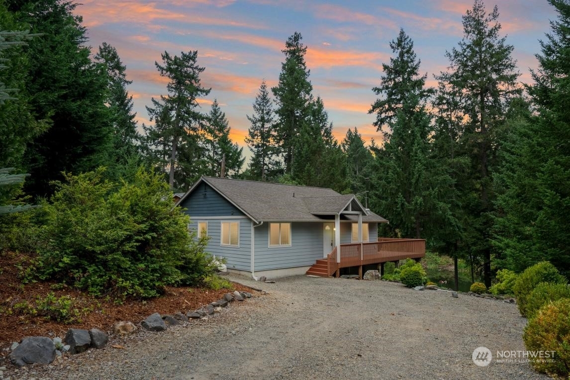 Property Photo: 11006 Matthews Way WA 98303