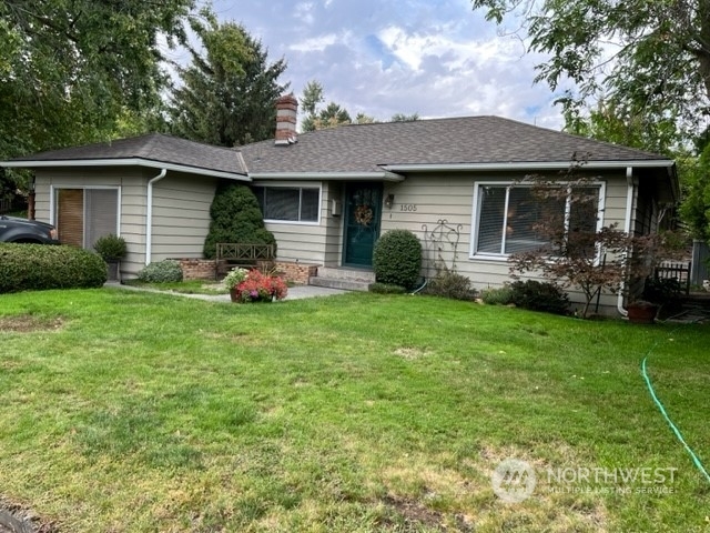 Property Photo:  1505 J Street  WA 99362 