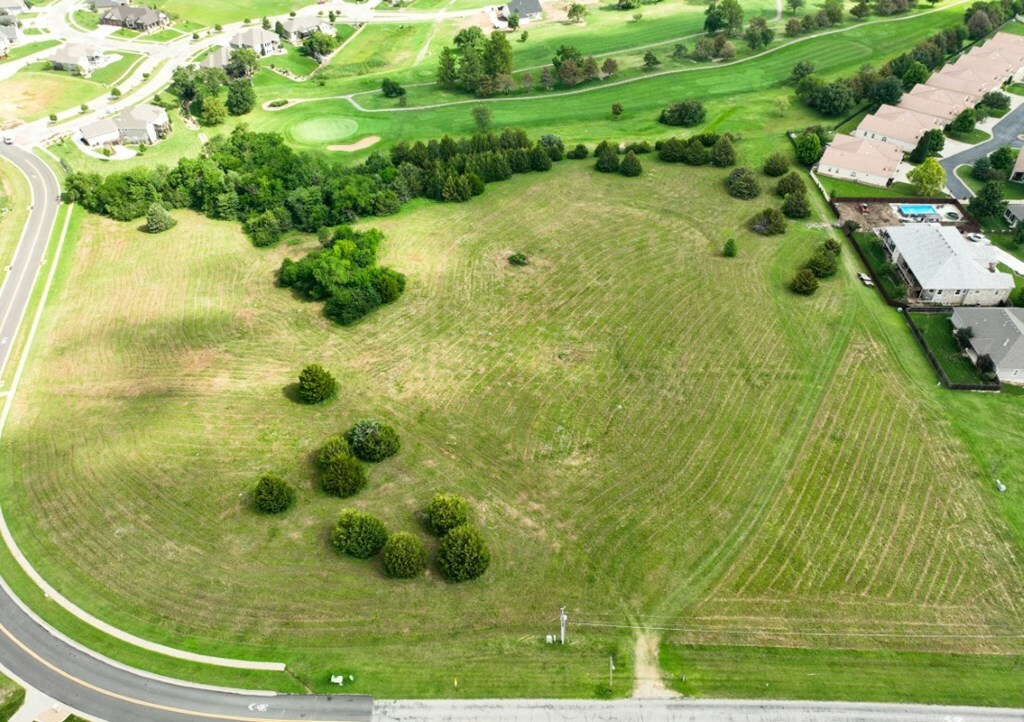Property Photo: B2 L1 Cedar Point Ct KS 67401