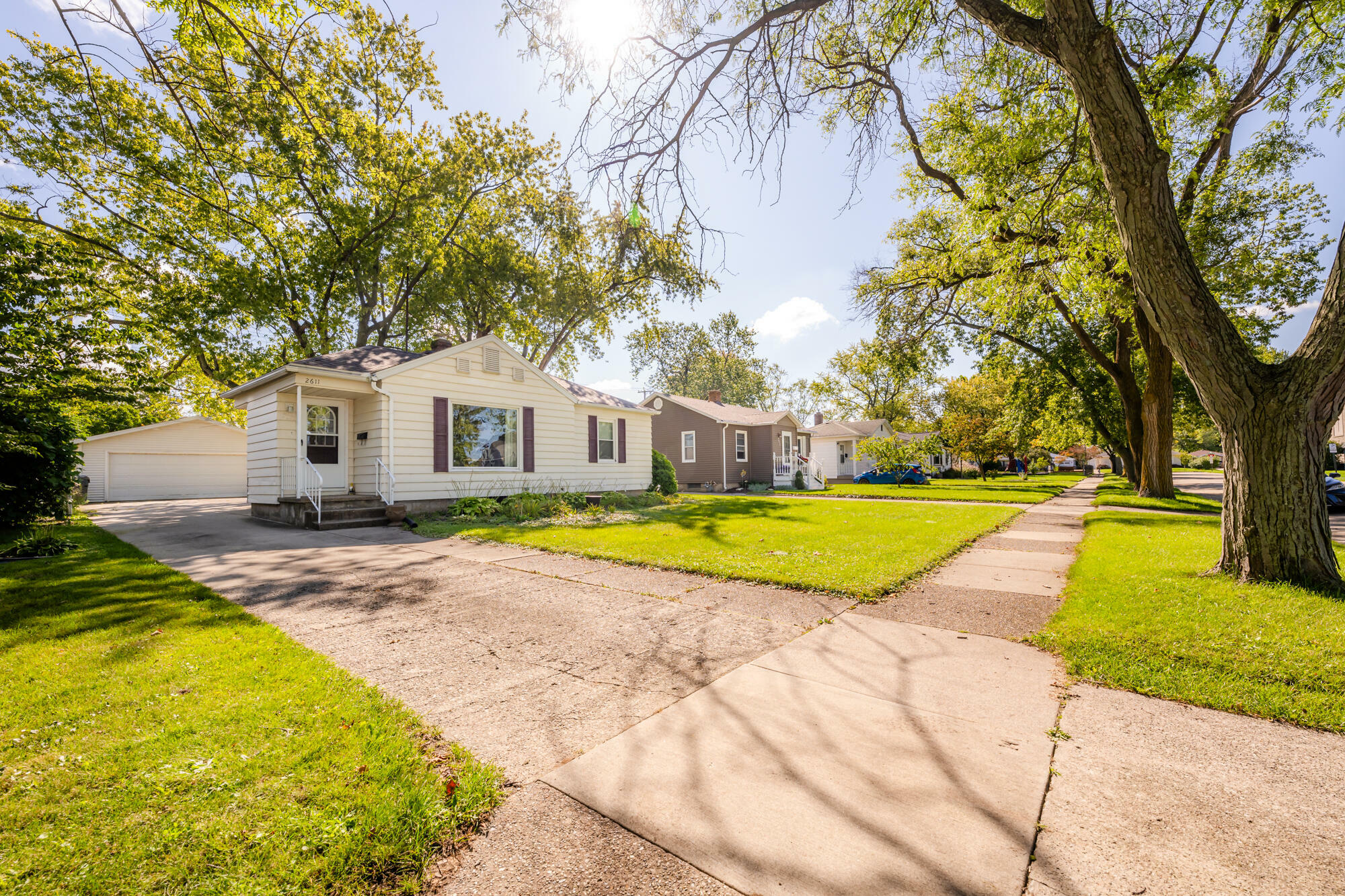 Property Photo: 2611 Pixley Avenue MI 49085