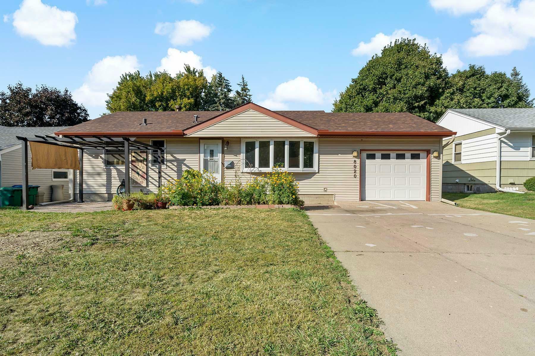 Property Photo:  8020 W 34 1/2 Street  MN 55426 