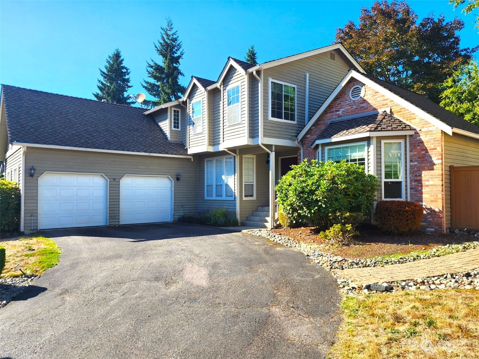 Property Photo:  17646 NE 128th Place  WA 98052 