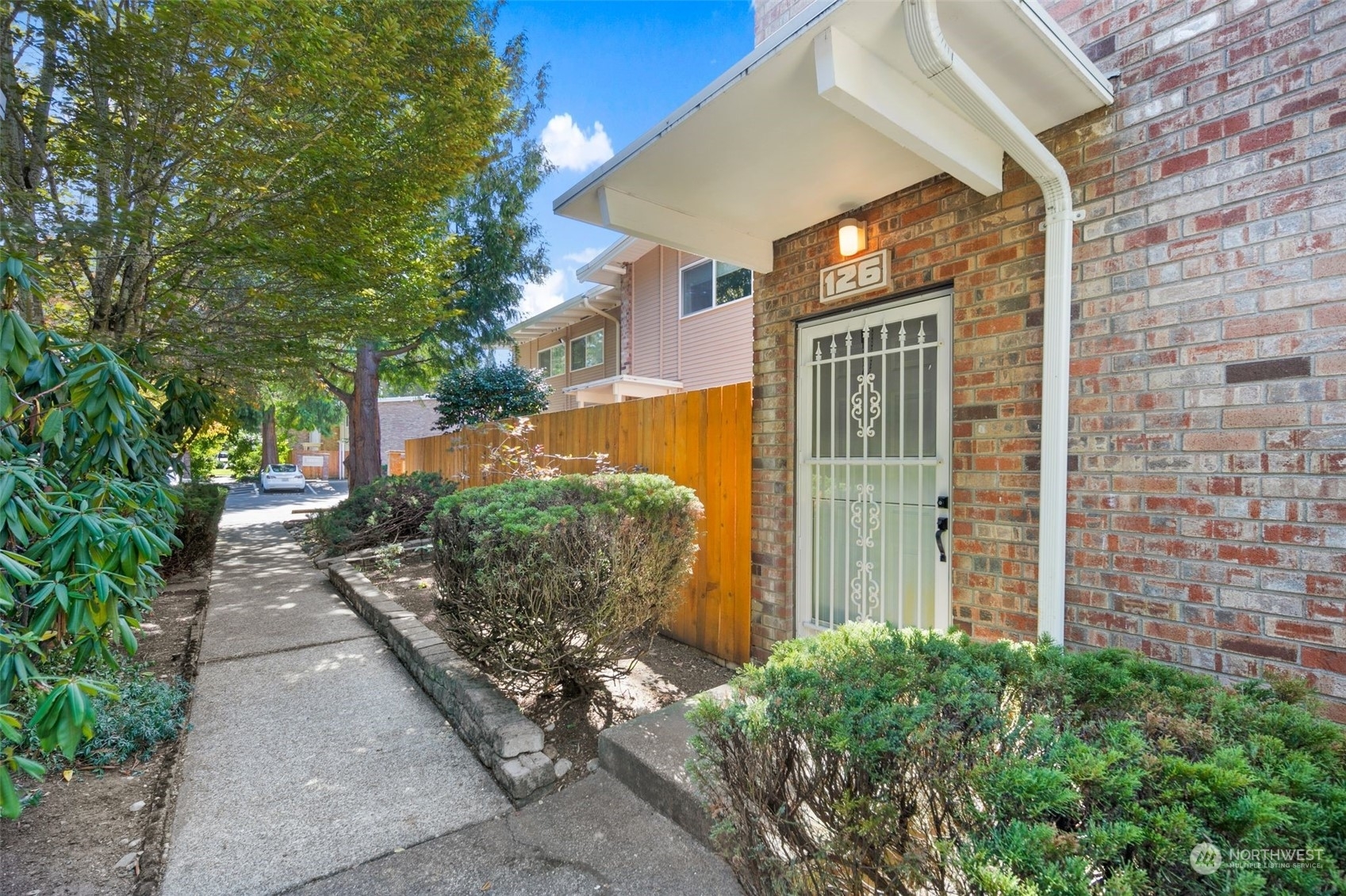 12242 SE 59th Street 126  Bellevue WA 98006 photo