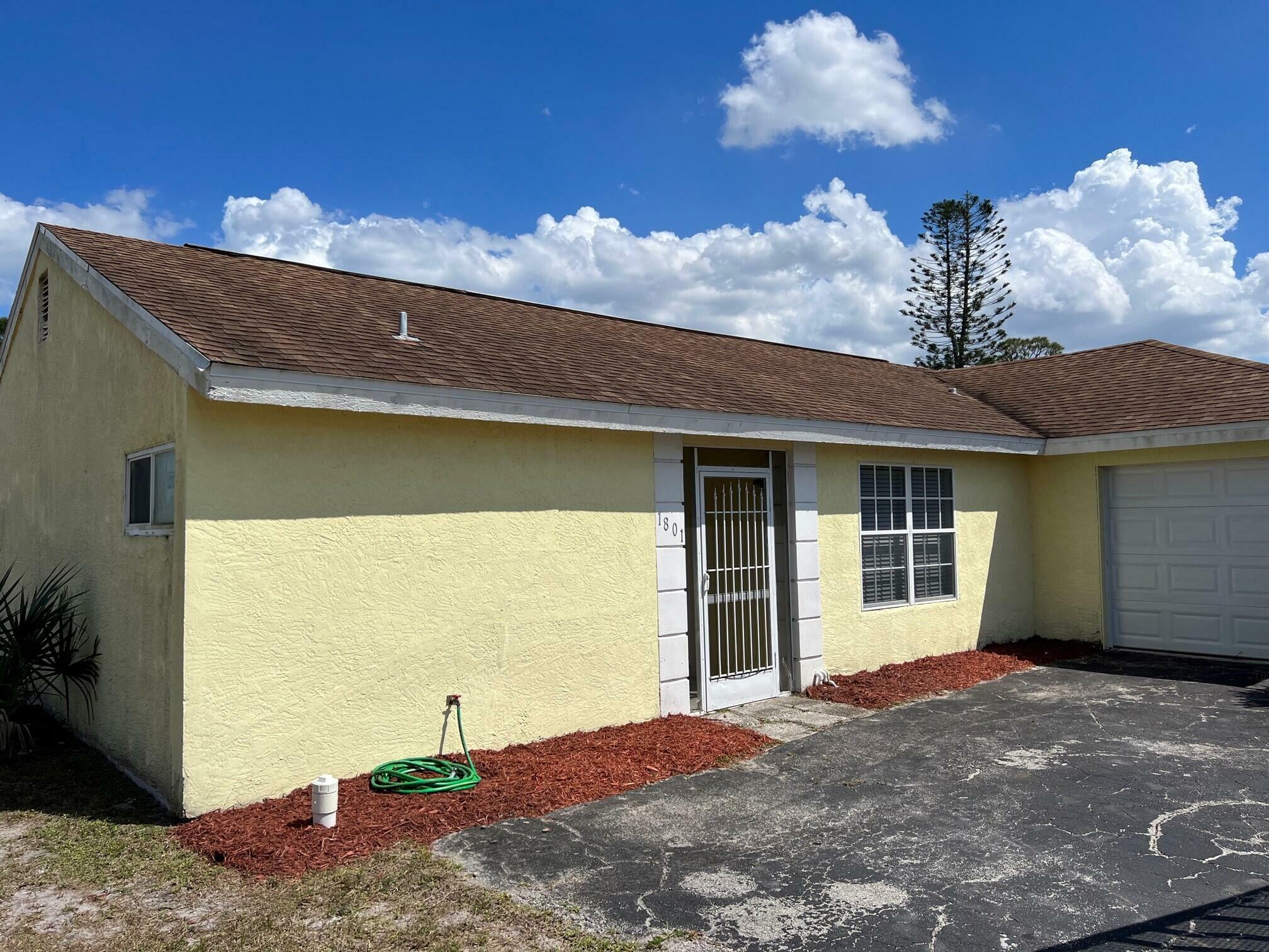 Property Photo:  1801 SE Elkhart Terrace  FL 34953 