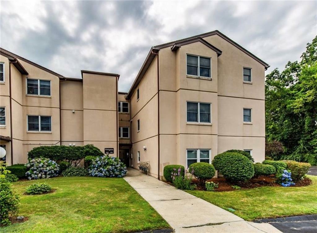 Property Photo: 185 Manville Hill Rd, Unit#411 RI 02864
