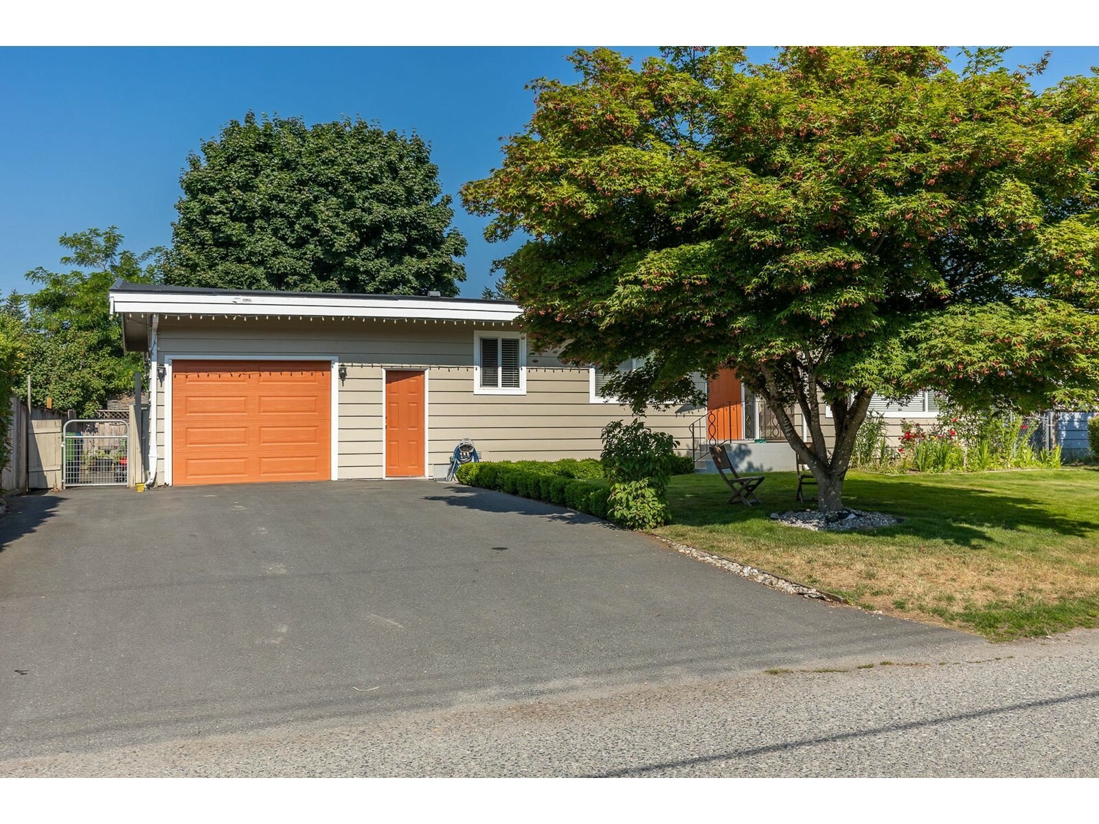 Property Photo:  2789 Centennial Street  BC V2T2V4 