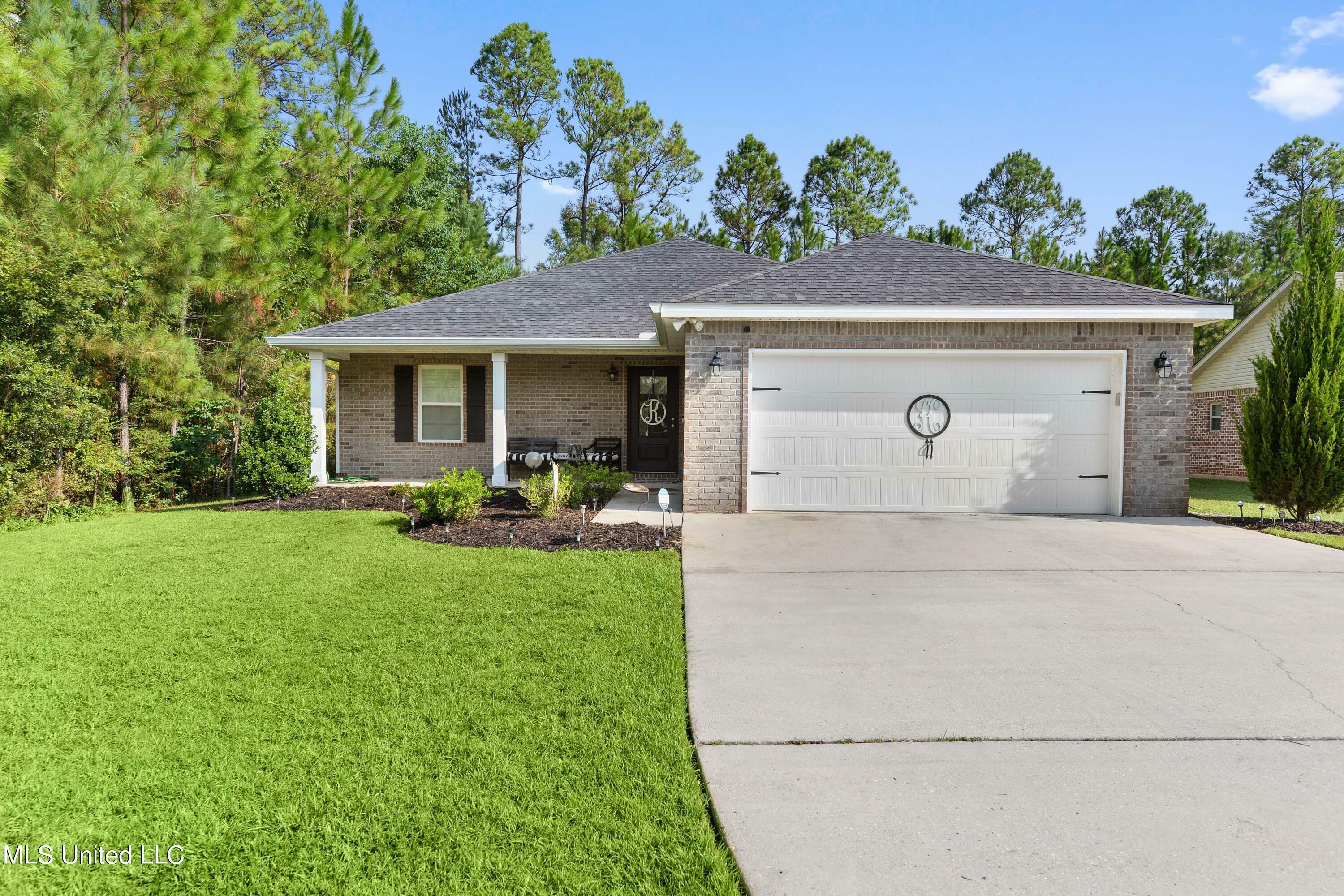 Property Photo:  1820 Little Bend Cove  MS 39553 