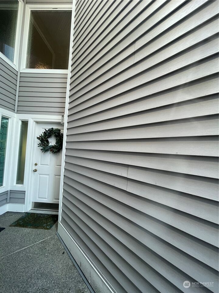 Property Photo:  14607 52nd Avenue W 612  WA 98026 