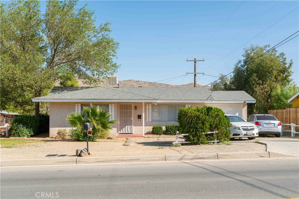 Property Photo:  55960 Onaga Trail  CA 92284 