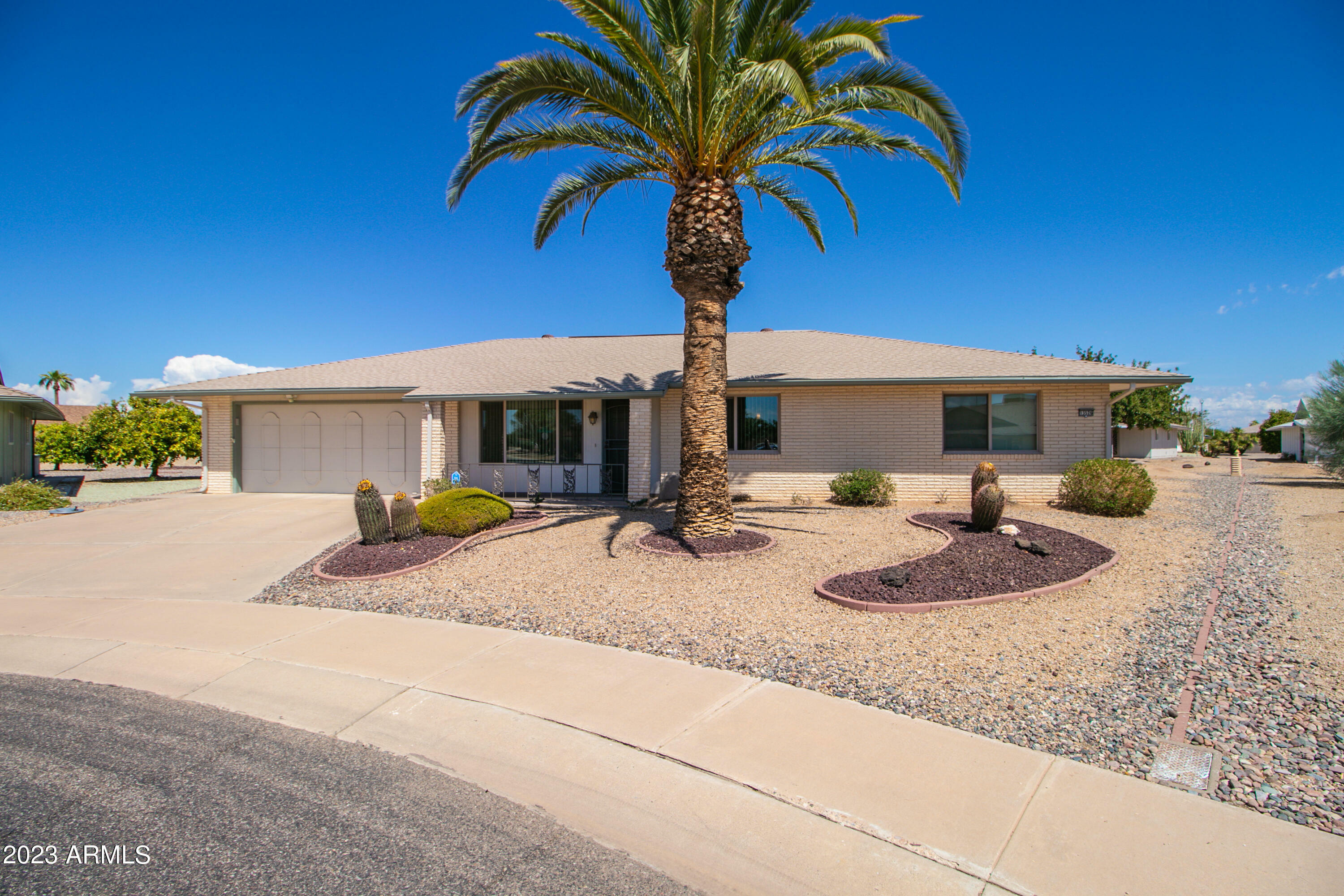 Property Photo:  13526 W Spanish Garden Drive  AZ 85375 