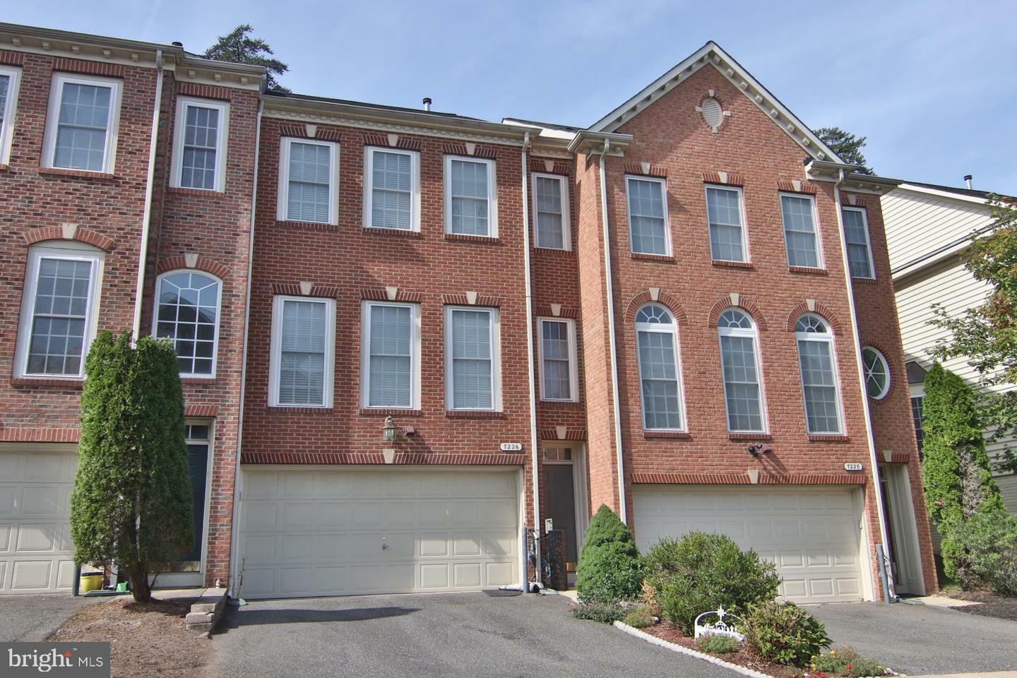 Property Photo: 7226 Fair Oak Drive MD 21076