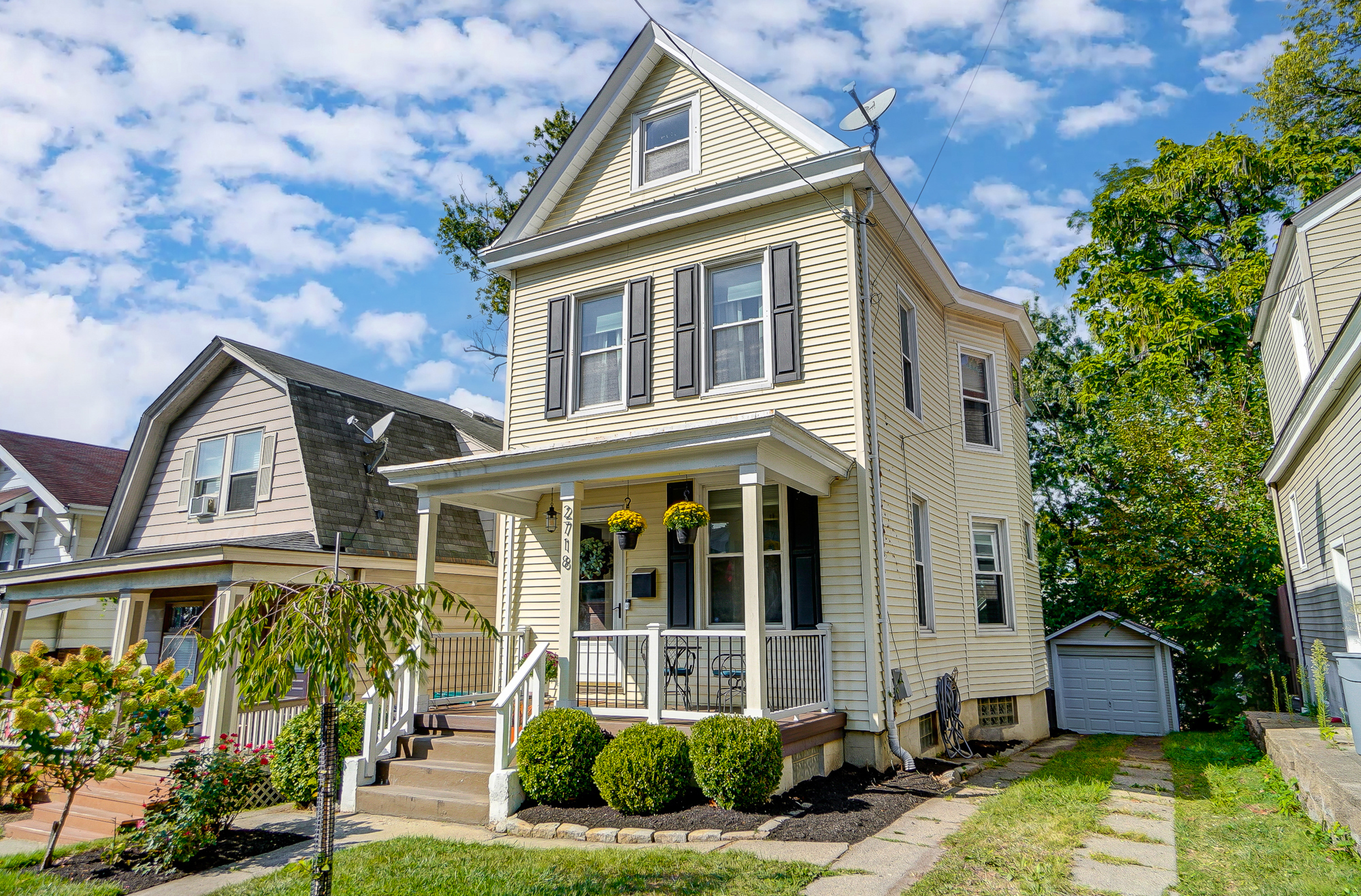 Property Photo: 2718 Willard Avenue OH 45209