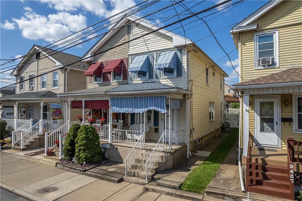 Property Photo:  2439 Sycamore Street  PA 18042 